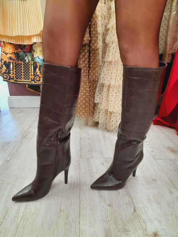 Niamh boot chocolate