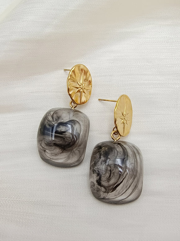 Zizi Earrings Gold