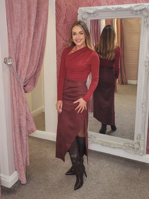 Ais Top Burgundy